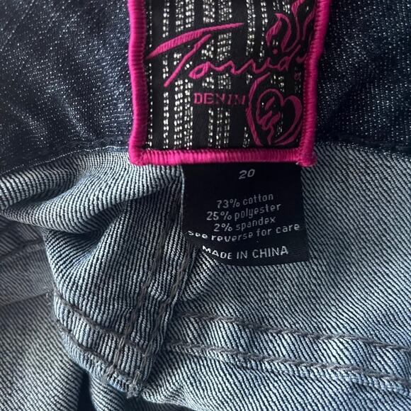 Torrid Women's Dark Wash Boot Cut Jeans Size 20 Style 594327-005 - Picture 12 of 12
